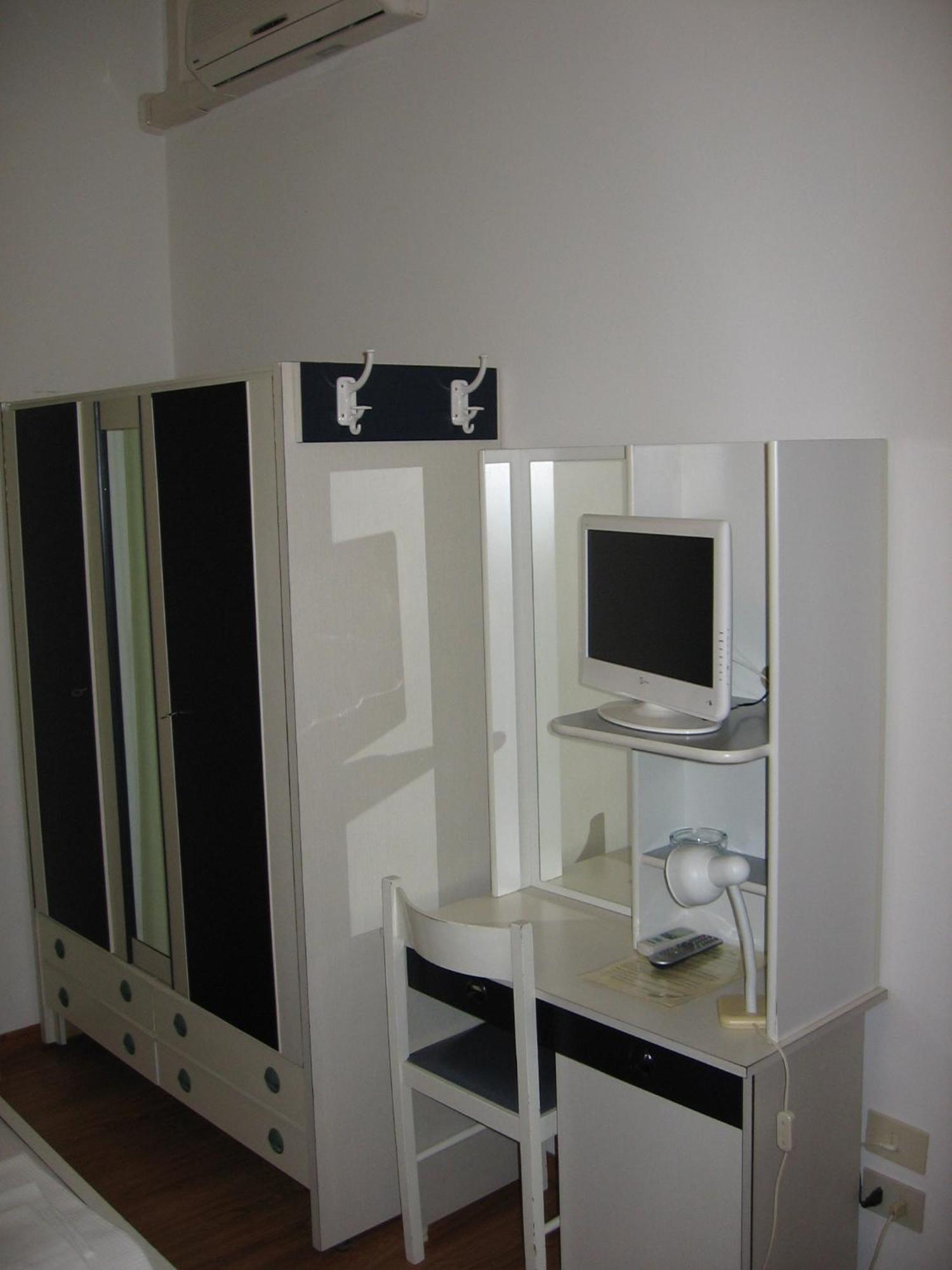 Hotel Prati Castrocaro Terme Buitenkant foto